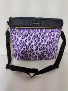 Item thumbnail for item b125ae0e-0266-487b-8175-463d7b4a1000