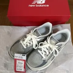 週末お値下げNew Balance WARISTM4 グレー25.0cmのサムネイル