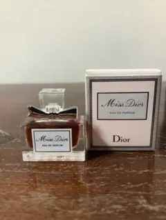 MISS Dior EAU DE PARFUM 新品