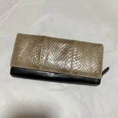 【ノーブランド扱い】【パイソン】 レザー / 長財布のサムネイル