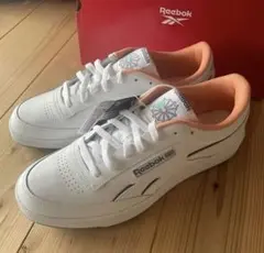 Reebok クラシックスタイル スニーカー ホワイト/オレンジ