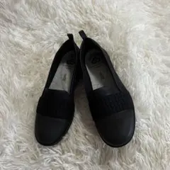 Clarks Cloudsteppers フラットシューズ ブラックのサムネイル