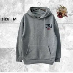 美品　美品　裏起毛フードトレーナー　トップス　でかプリント　USA カジュアル