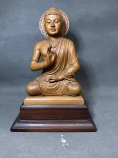白檀木彫り釈迦如来坐像 彫刻 骨董品仏教美術 仏像 骨董 木像 仏教 密教骨董品
