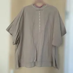 サマンサモスモス、グレー 半袖シャツ