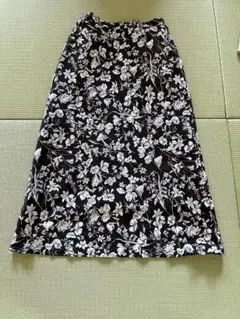 ルクールブラン　花柄ブラウンスカート