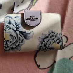 COACH 二つ折り財布 花柄