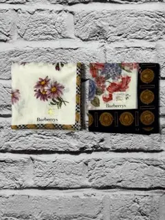 美品　バーバリー 　ヴィンテージハンカチ2枚セット　ｗ1325-1218-①-⑤