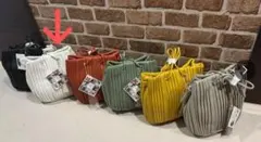 ホワイト プリーツデザイン ショルダーバッグ