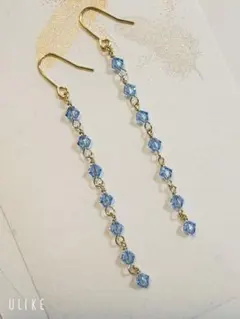 ライトサファイアスワロフスキーのロングピアス