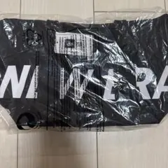 新品 NEW ERA トートバッグ ブラックのサムネイル