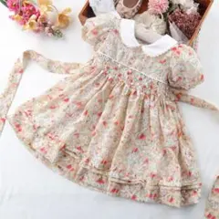 セール　新品　スモッキングワンピース　いちご柄　発表会　結婚式　べべ　組曲　好き