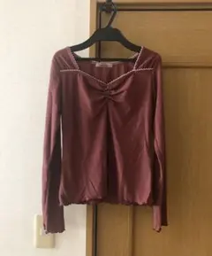 長袖トップスのサムネイル