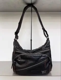 ALPHA INDUSTRIES レーザーショルダーバッグ