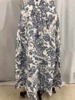 インド綿フレアロングスカート 白と青の花柄