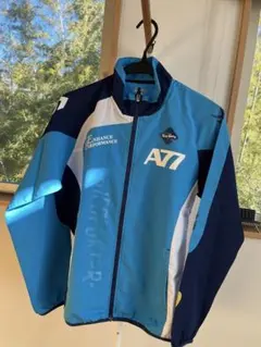 asics A77 ウィンドブレーカーとトレーニングパンツセット