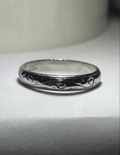 本物保証刻印有！TOEICROWN！V字 ダイヤモンド リング0.44ct - メルカリ