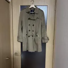 トレンチコート ベージュ ダブルボタン