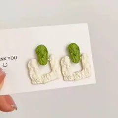 Item thumbnail for item e01c44a9-afcc-40e4-90e6-20847bea237a