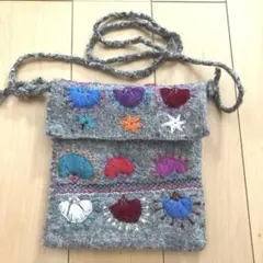 ポーチ　ポシェット　スマホポーチ　肩掛けバック　ペルー製　毛100%