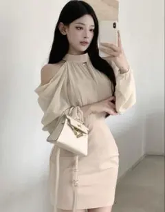 SHEINミニワンピース ベージュ