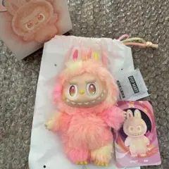 Labubu Big into Energy ポップマートLOYALTY ラブブ