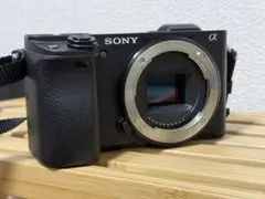 Sony α6400 ILCE-6400 ボディ [ブラック] ミラーレス一眼のサムネイル