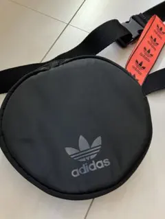 adidas アディダス 丸型 バッグ