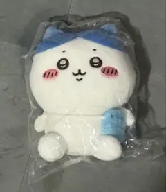 ハチワレ お出かけ楽しみ！なお座りミニぬいぐるみ ちいかわ マスコット