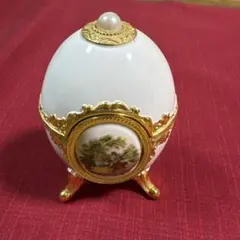 アンティーク マイセン 卵型小物入れ - メルカリ
