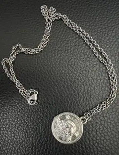 ペンダント　コインネックレス