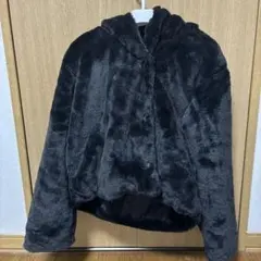 フード付きダークグレー毛皮コート