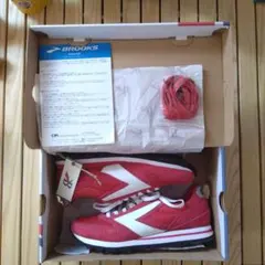 BROOKS CHARIOT True Red/White 27cmのサムネイル
