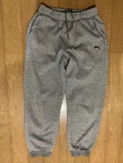 PUMA スウェットパンツ グレー