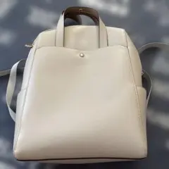 レガートラルゴ　リュック　ライトグレー