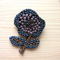 ⑨44ミナペルホネン ブローチアクセサリー ハンドメイド 花刺繍 - メルカリ