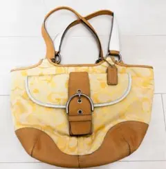レア　美品　COACHバッグ　イエロー　シグネチャー