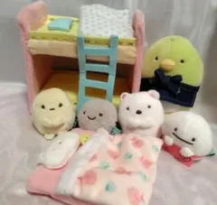 すみっコぐらし　ベッド・布団と人形4点セット