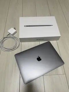 ＜即配送＞　美品　Apple MacBook Air 13インチ スペースグレー