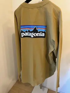 patagonia マスタード色 バックロゴ 長袖トレーナー　XLサイズ