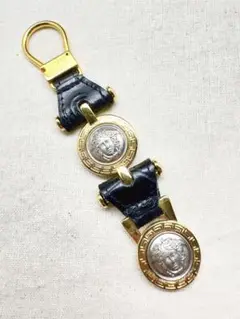 ベルサーチ✨VERSACE✨ レア!!!✳キーホルダー✳【新品・未使用品✨】 楽天市場】ヴェルサーチ（キーホルダー｜キーホルダー・キー