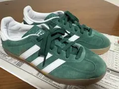 【最終値下げ】adidas gazelleダークグリーン スニーカー