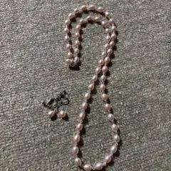 パール ネックレスとイヤリングセット