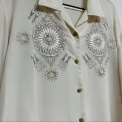 長袖シャツ シャツ ドレープ 古着 刺繍 金ボタン