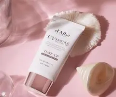 d'Alba UVエッセンス ウォータリー トーンアップ