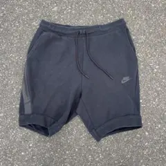 Nike テックフリースハーフパンツ Lサイズ