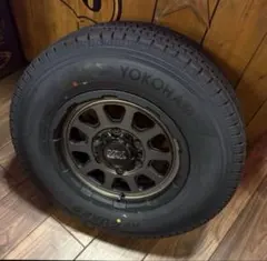 ハイエース⭐️車検対応⭐️ヨコハマ⭐️X-AT⭐️215/65R16⭐️マット