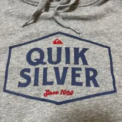 QUIKSILVER グレー パーカーのサムネイル