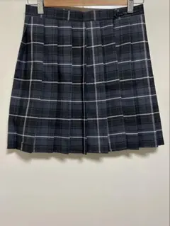 制服　グレー　チェック プリーツスカート　黒