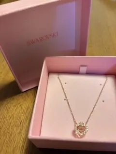 Swarovski ピンク ネックレス